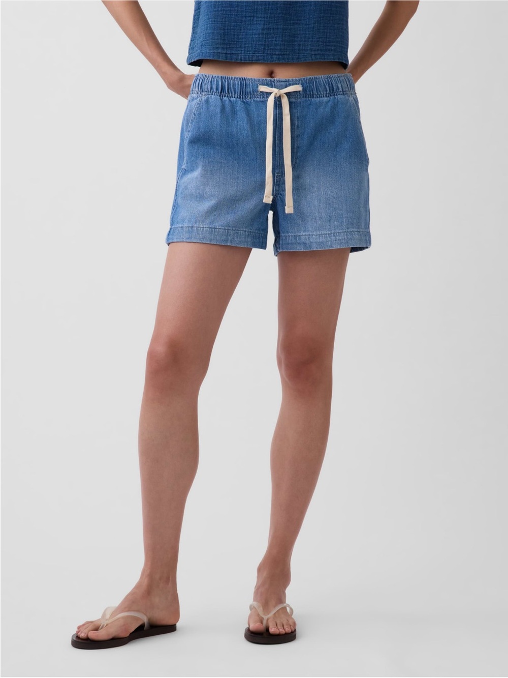 Gap Denim Easy Shorts in medium indigo